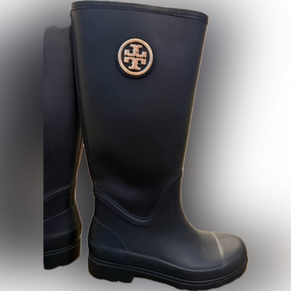 Tory Burch - Sarah Logo Knee High Rainboot - Black, size 9 - Picture 2 of 9